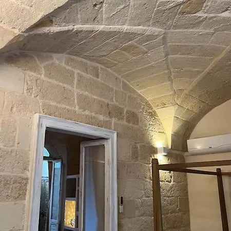 Zorah Lecce